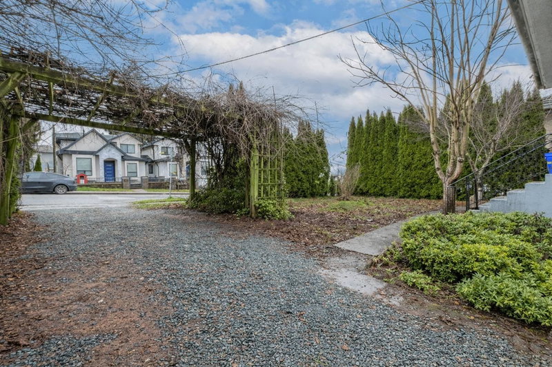 4856 Smith Avenue, Burnaby, V5G 2W4 | Image 3