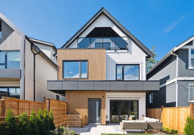 #1 - 1079 14th Avenue E