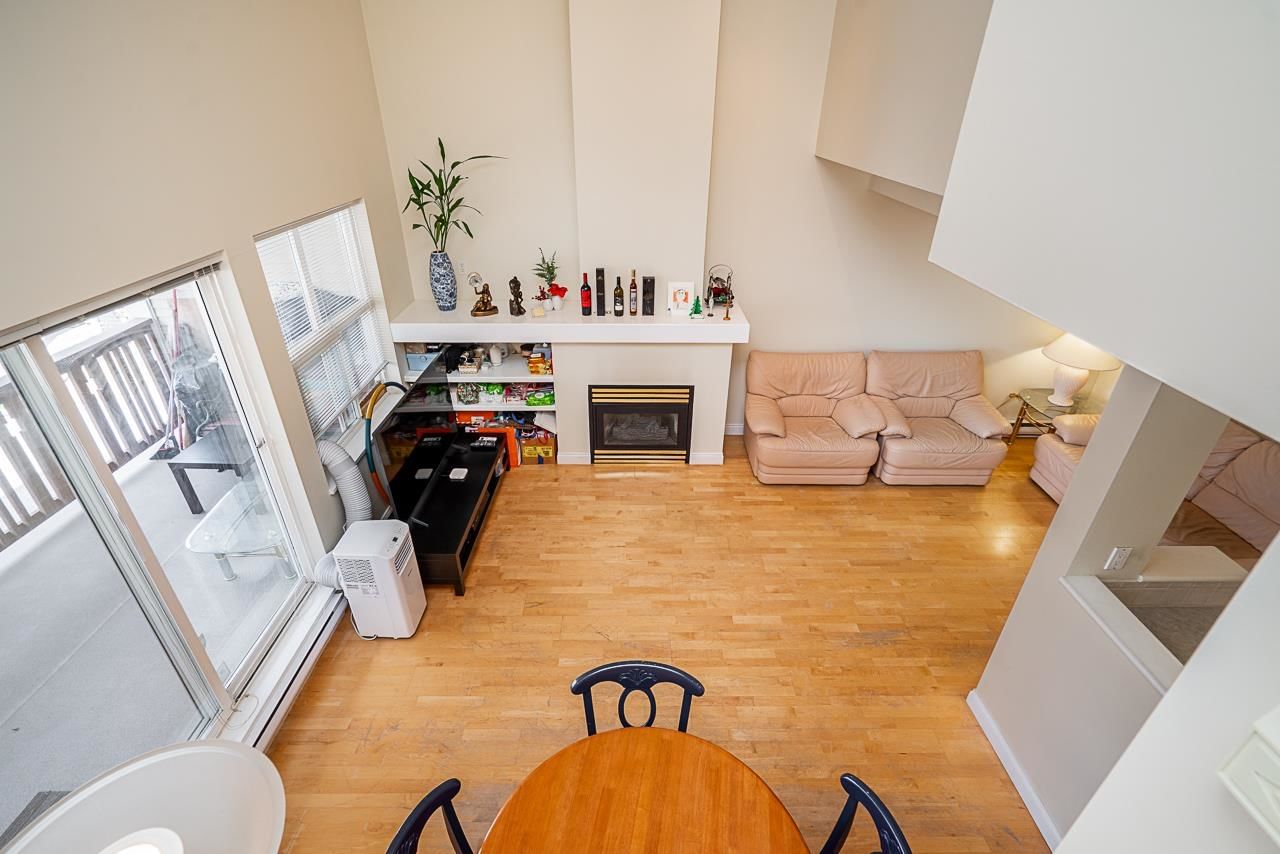 Listing Image 21