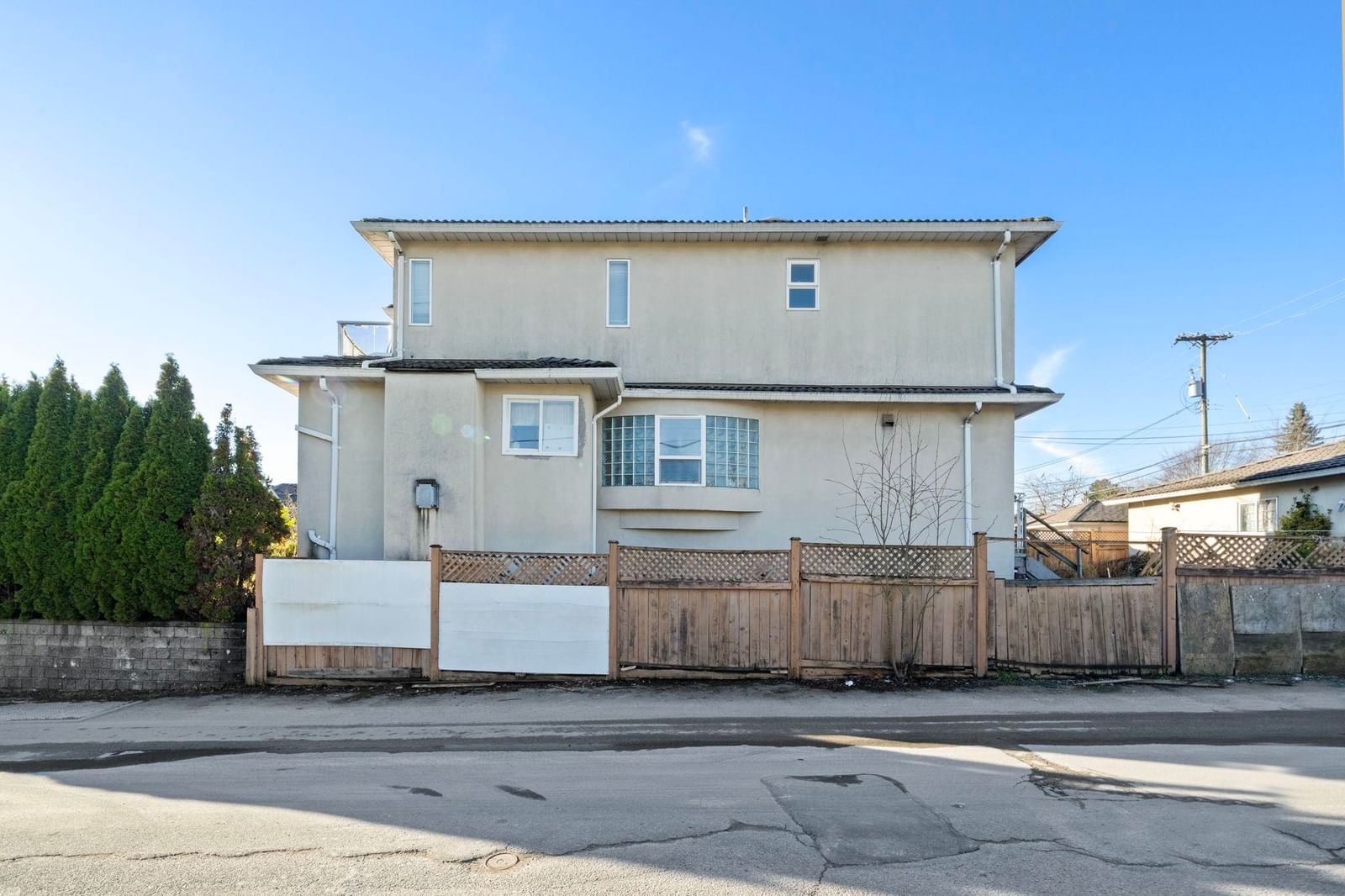 Listing Image 12