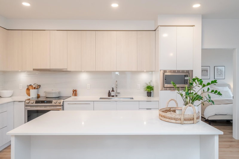 201 - 1892 Starling Drive