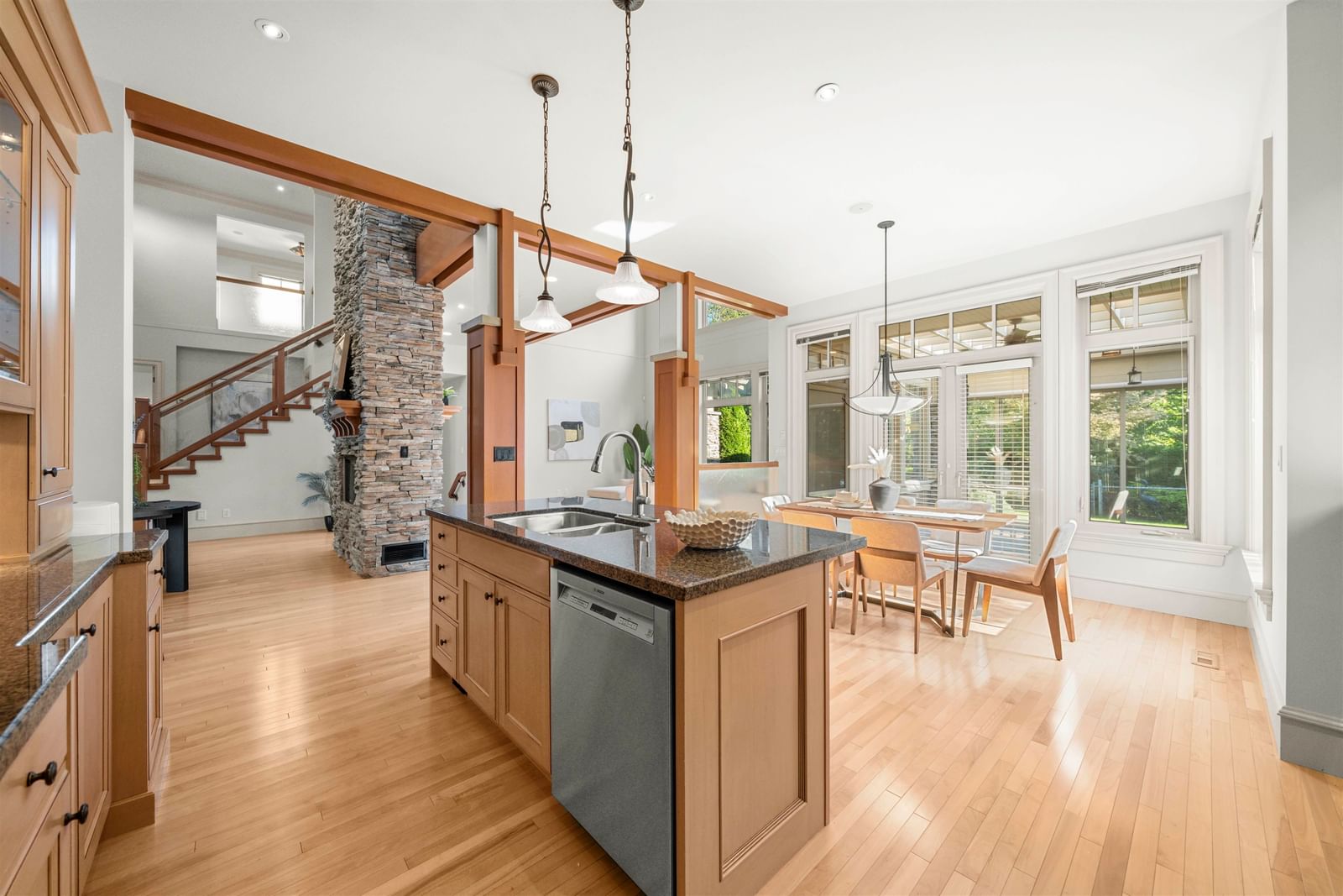 Listing Image 14