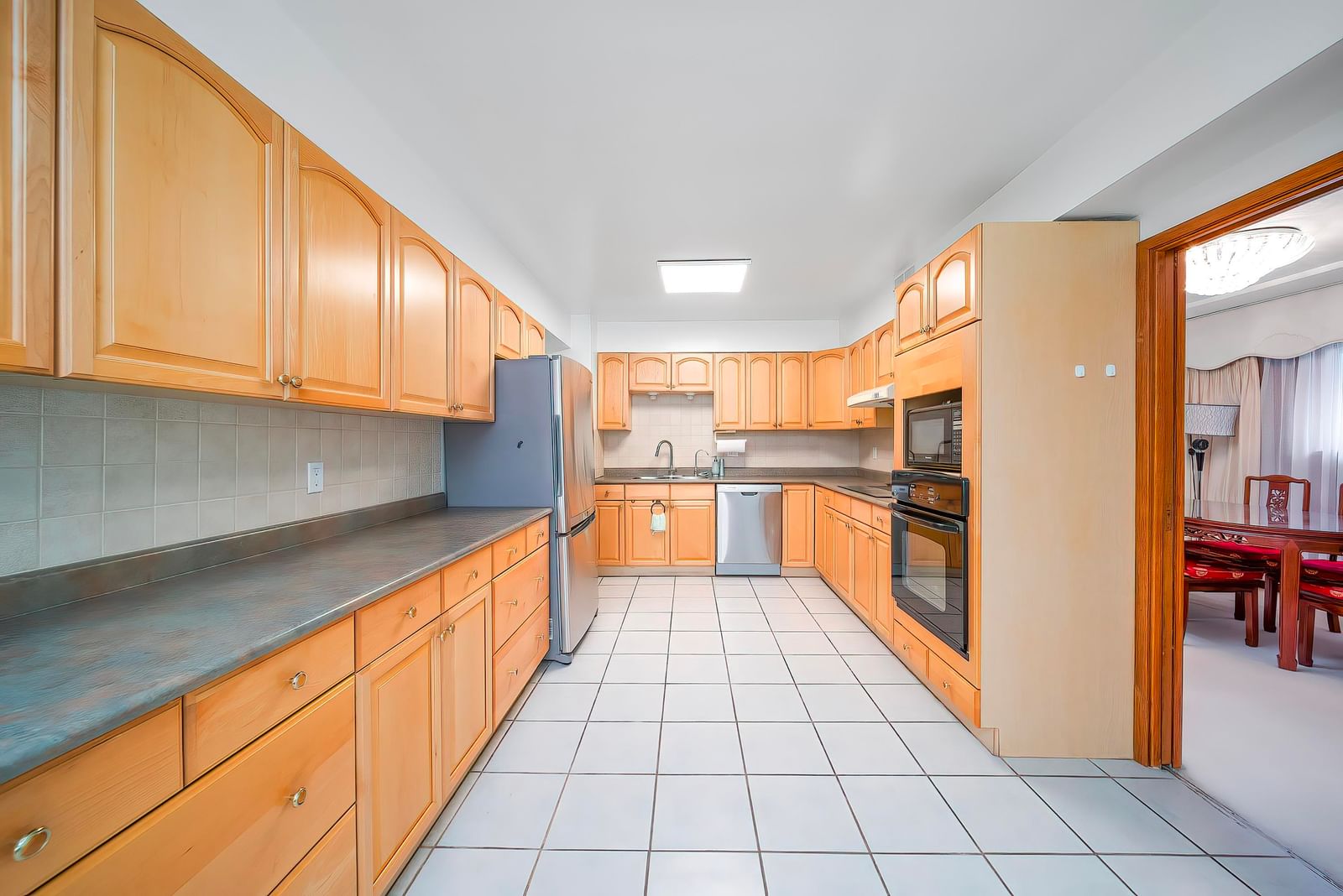 Listing Image 13