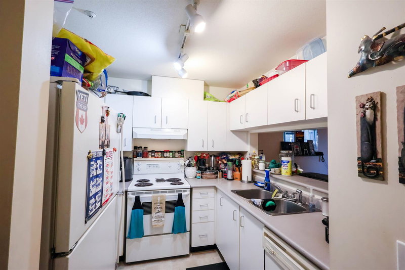 205 - 723 Twelfth Street, New Westminster, V3M 4J8 | Image 2