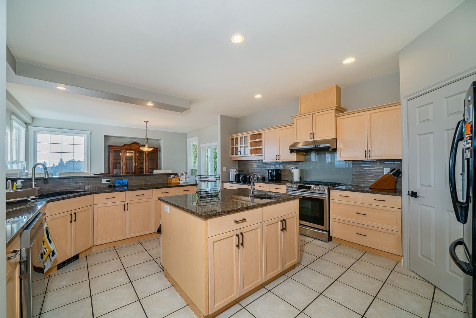 Listing Image 13