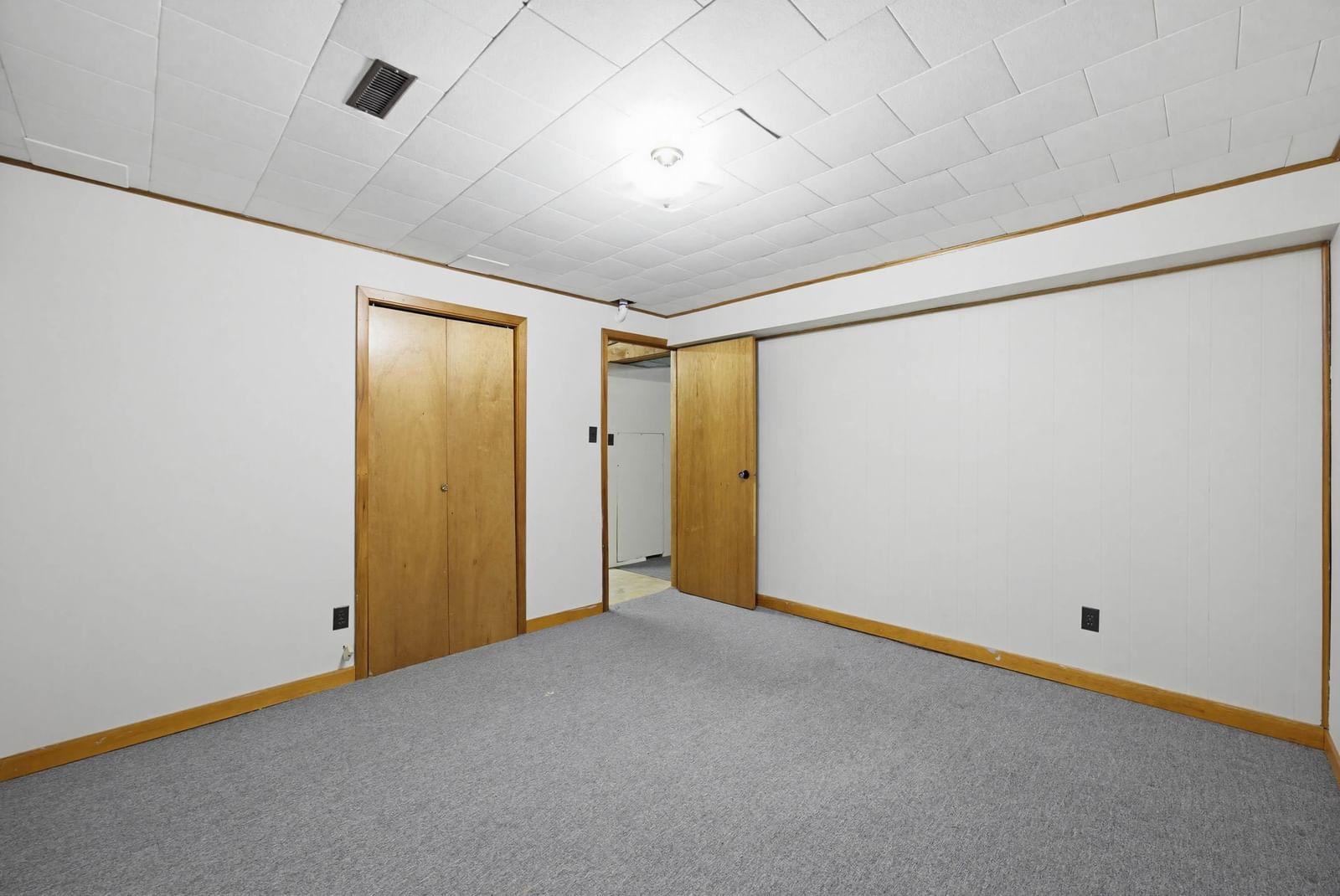 Listing Image 30