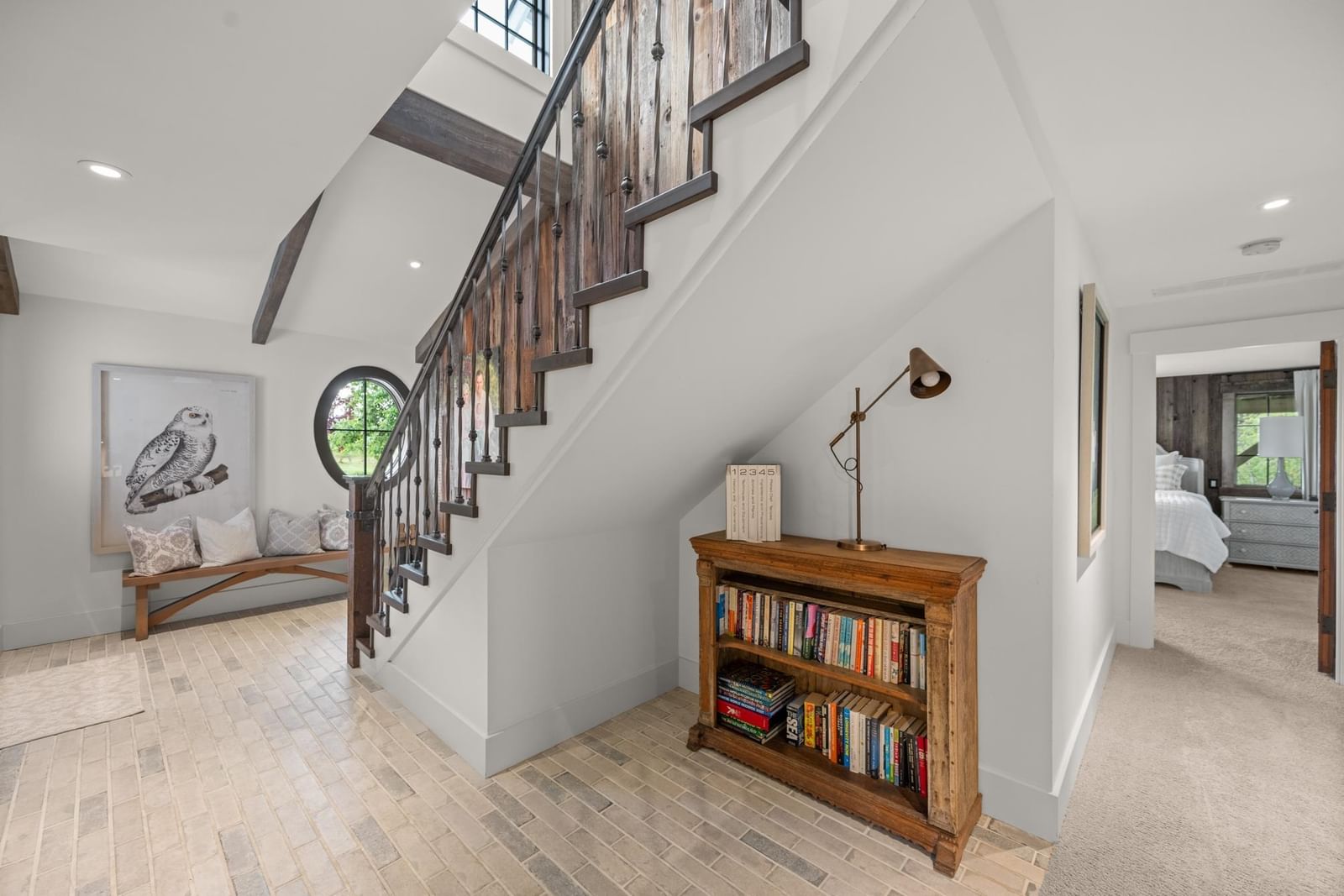 Listing Image 12