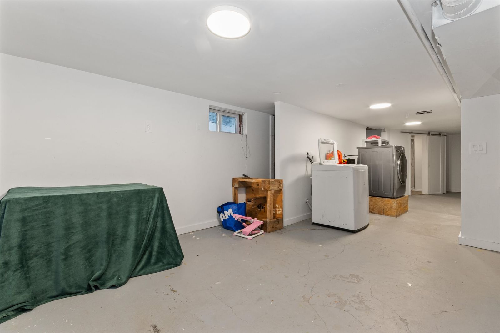 Listing Image 25