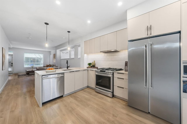 601 - 3021 St George Street