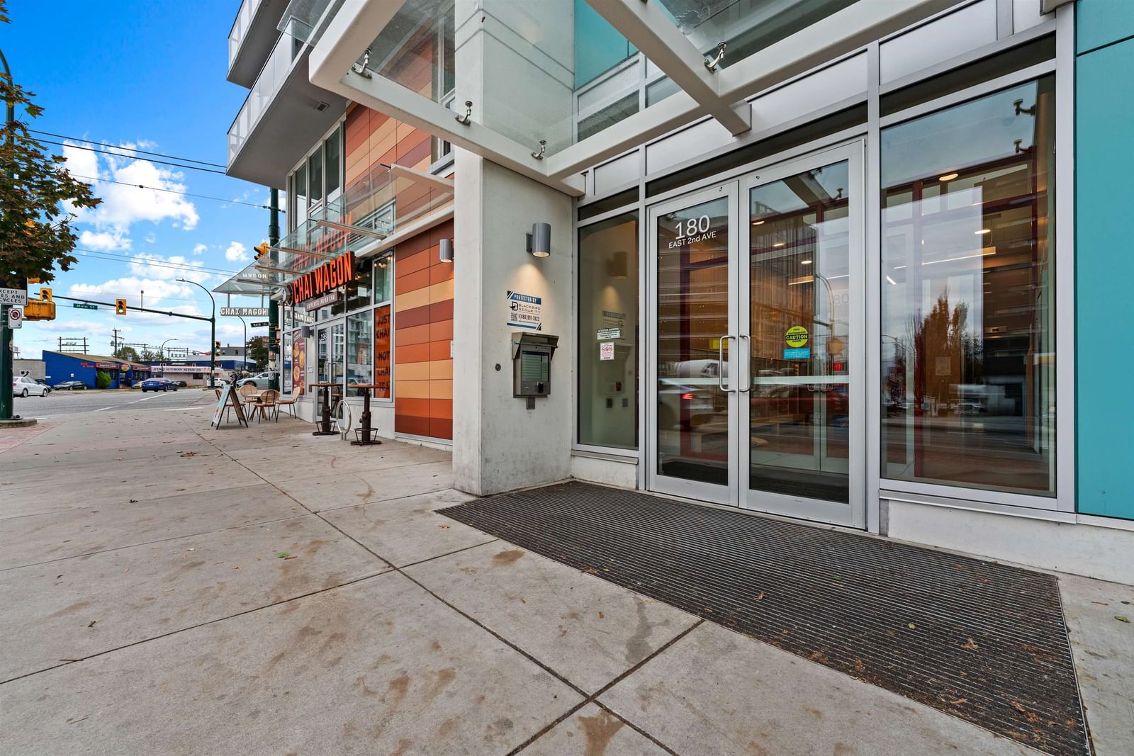 Listing Image 19