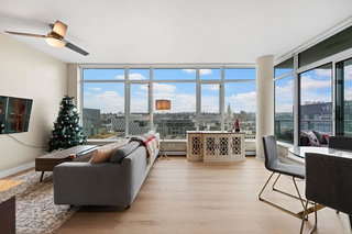 1708 - 168 1st Avenue W