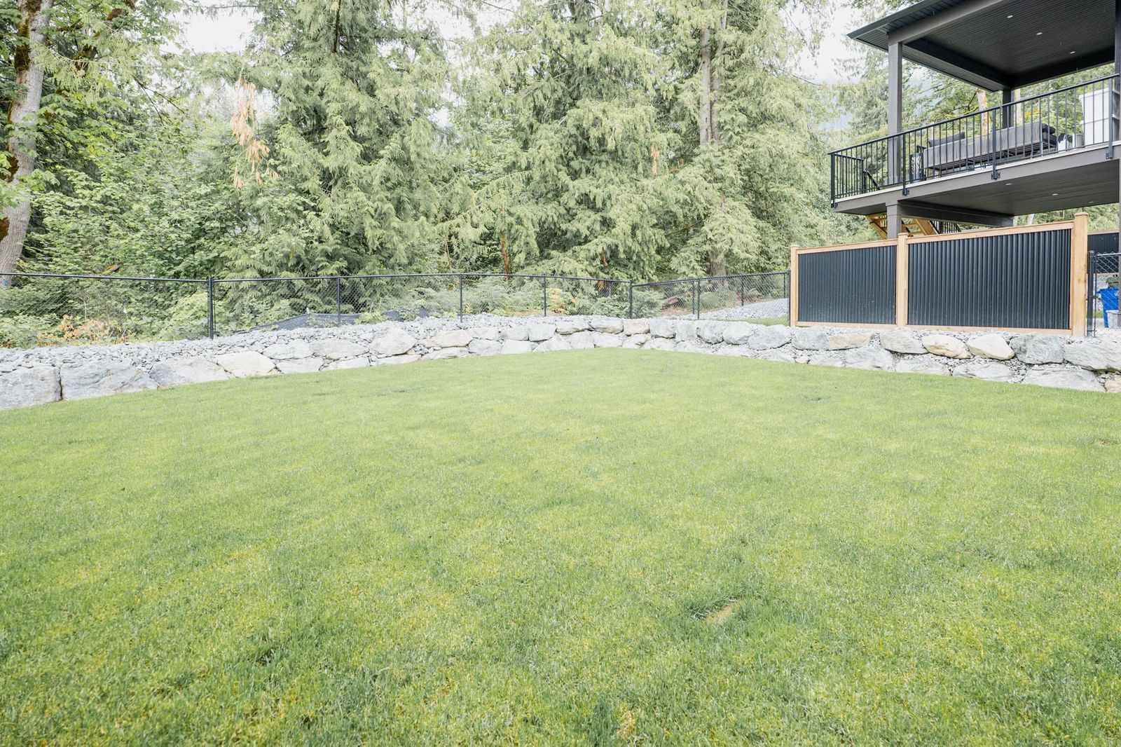 Listing Image 24