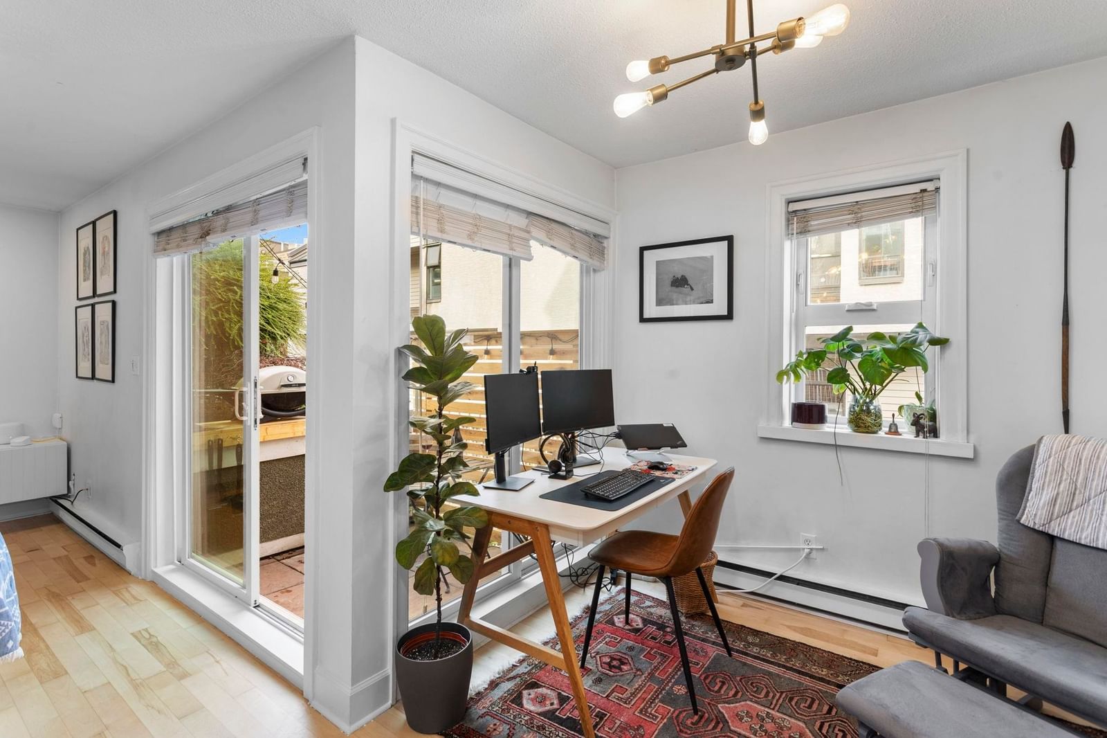 Listing Image 12