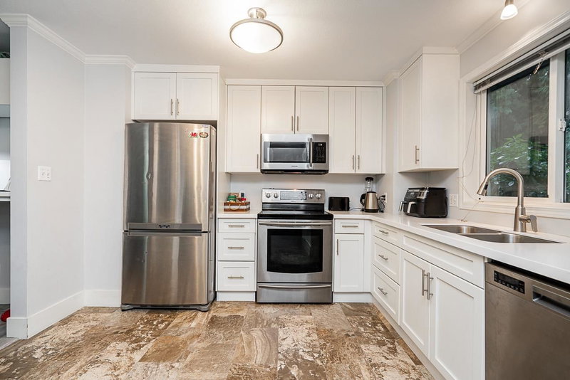 111 - 33708 King Road