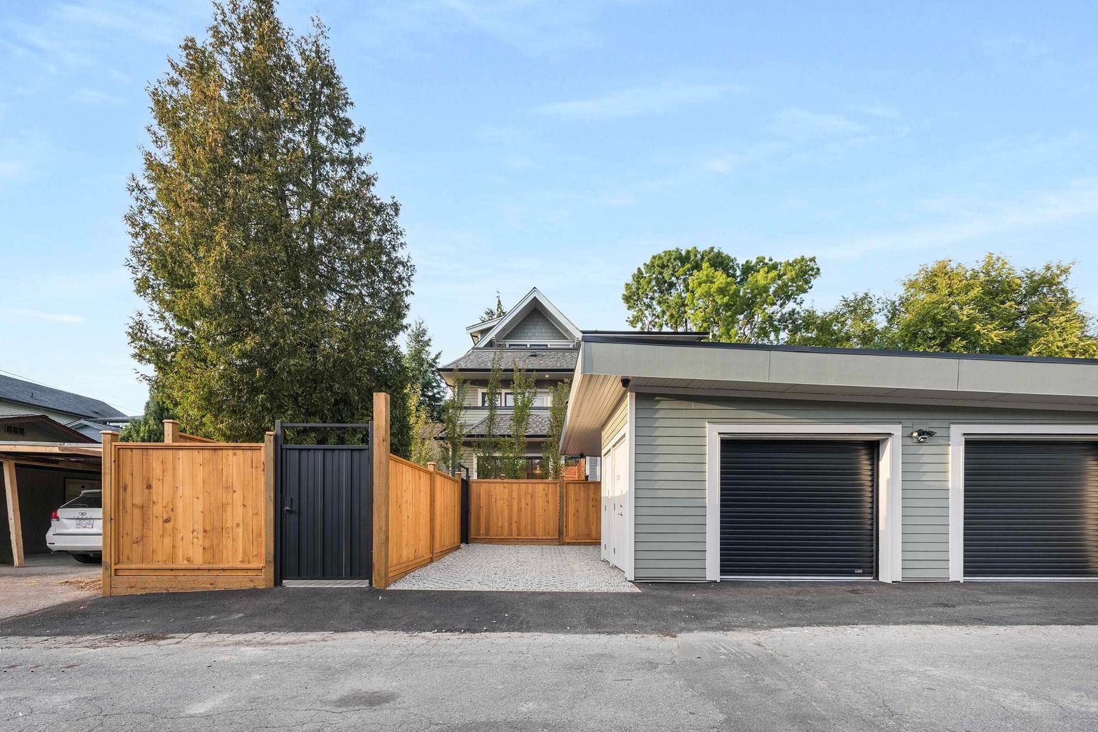 Listing Image 22