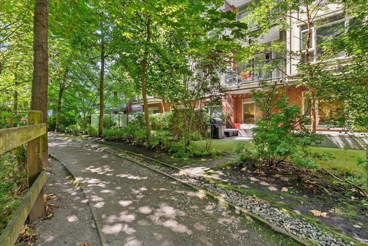 Listing Image 14