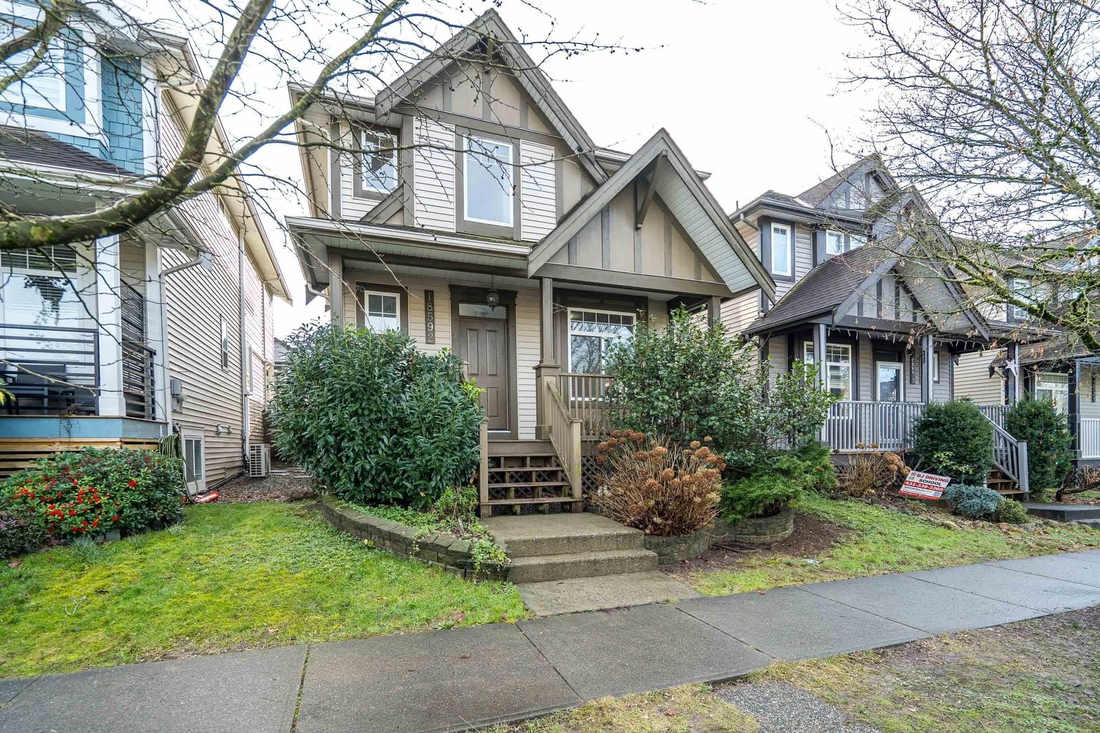 Listing Image 1