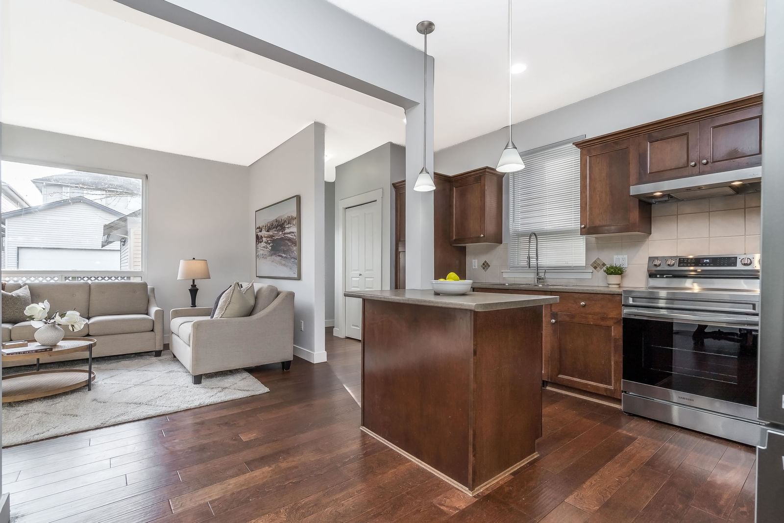 Listing Image 15