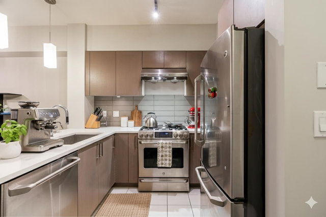 703 - 10033 River Drive