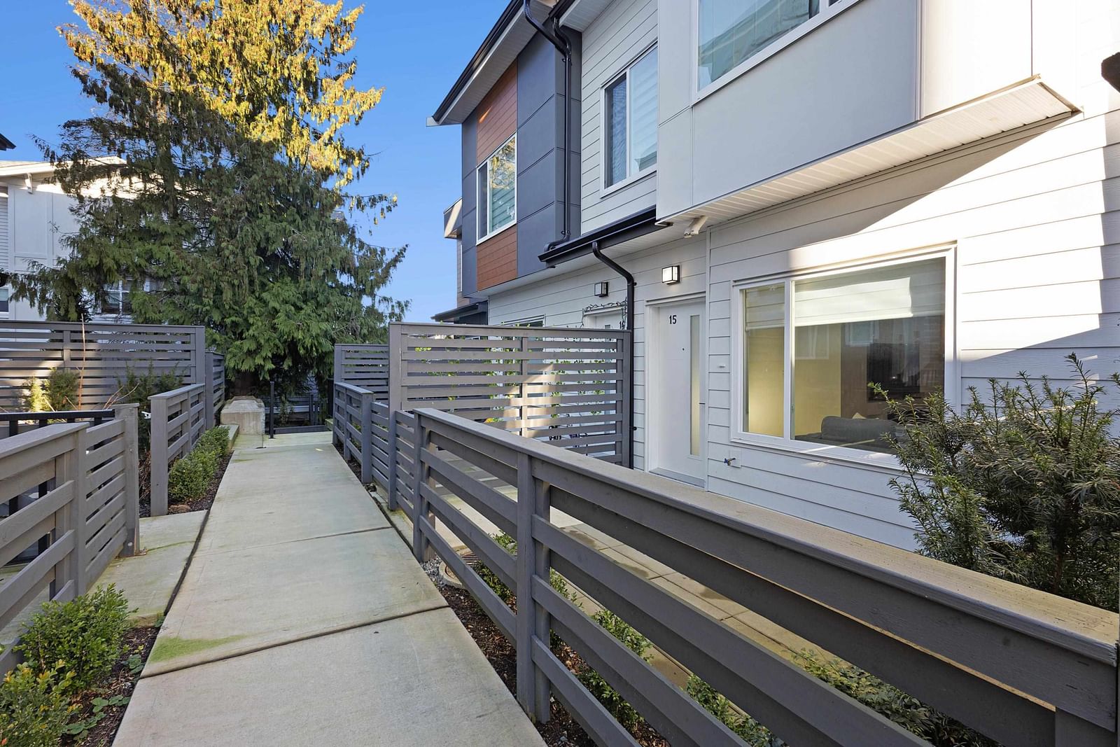Listing Image 23