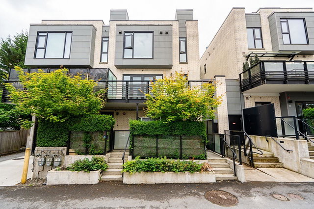 2 - 589 King Edward Avenue W