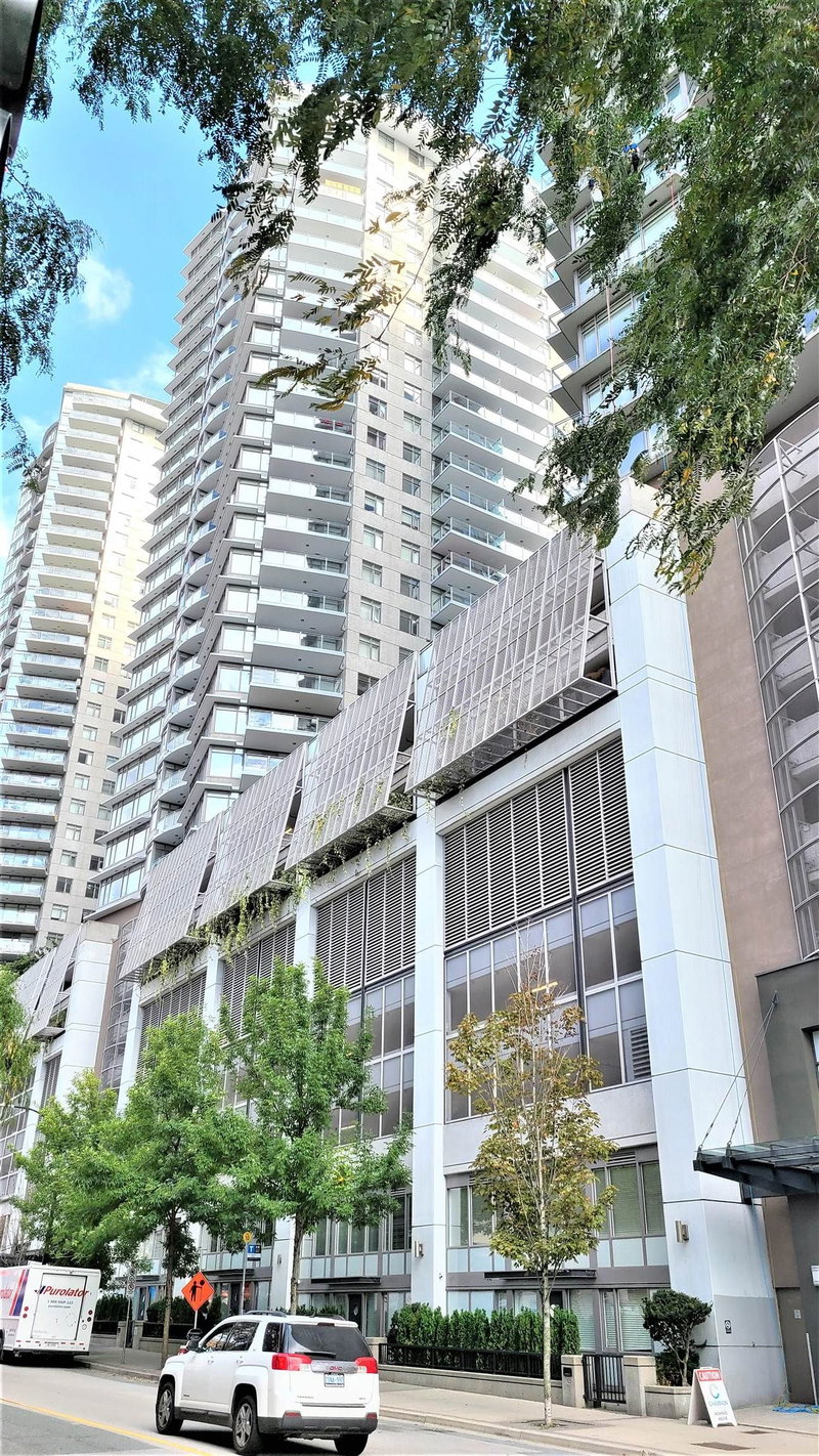 3309 - 892 Carnarvon Street, New Westminster, V3M 0C5 | Image 2