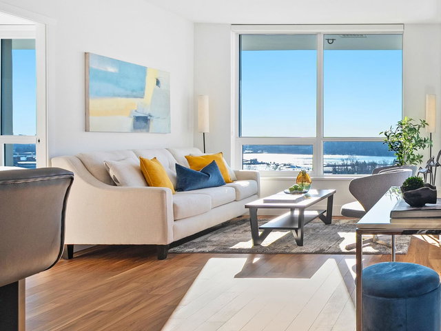 2004 - 1632 Lions Gate Lane