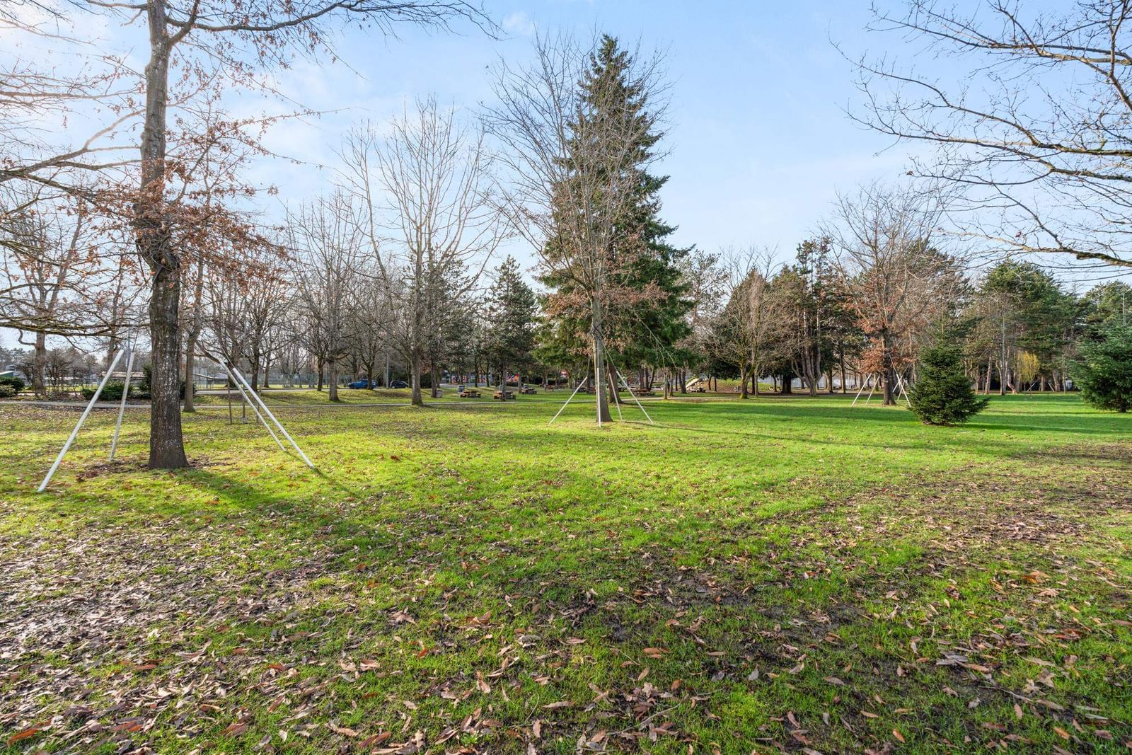 Listing Image 27
