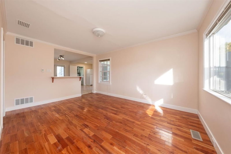 3211 Catalina Crescent, Richmond, V7B 1E3 | Image 2