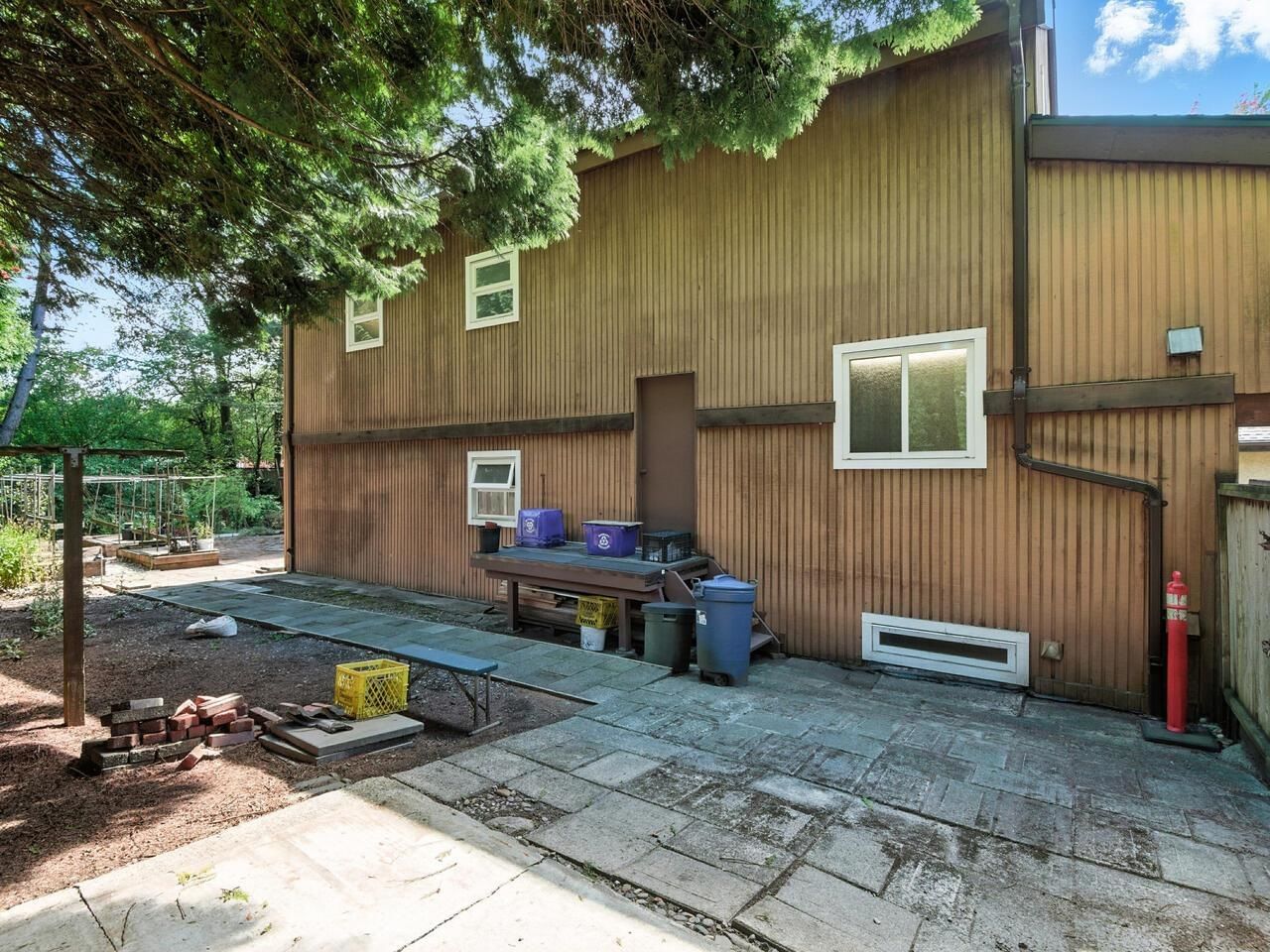 Listing Image 25