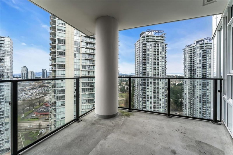 2404 - 9887 Whalley Boulevard, Surrey, V3T 0P4 | Image 2