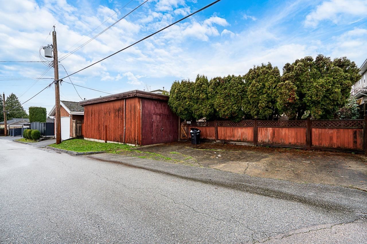 Listing Image 14