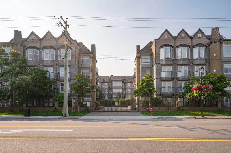 303 - 20200 56 Avenue, Langley, V3A 8S1 | Image 2