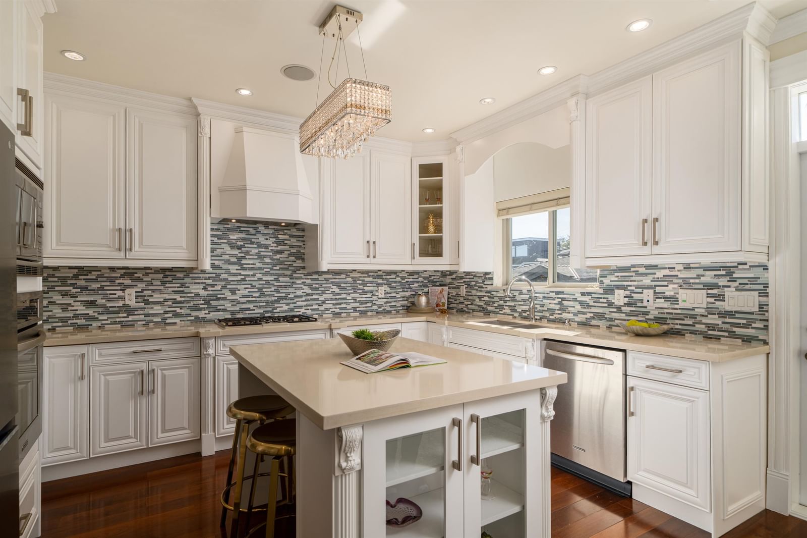Listing Image 13