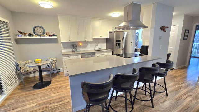 10 - 20799 119 Avenue