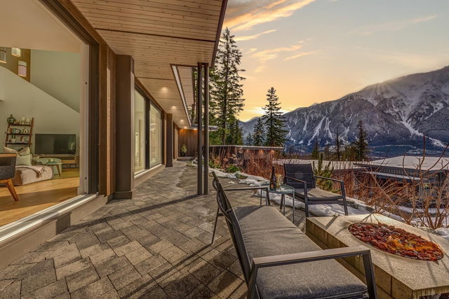 1704 Sugarloaf Place