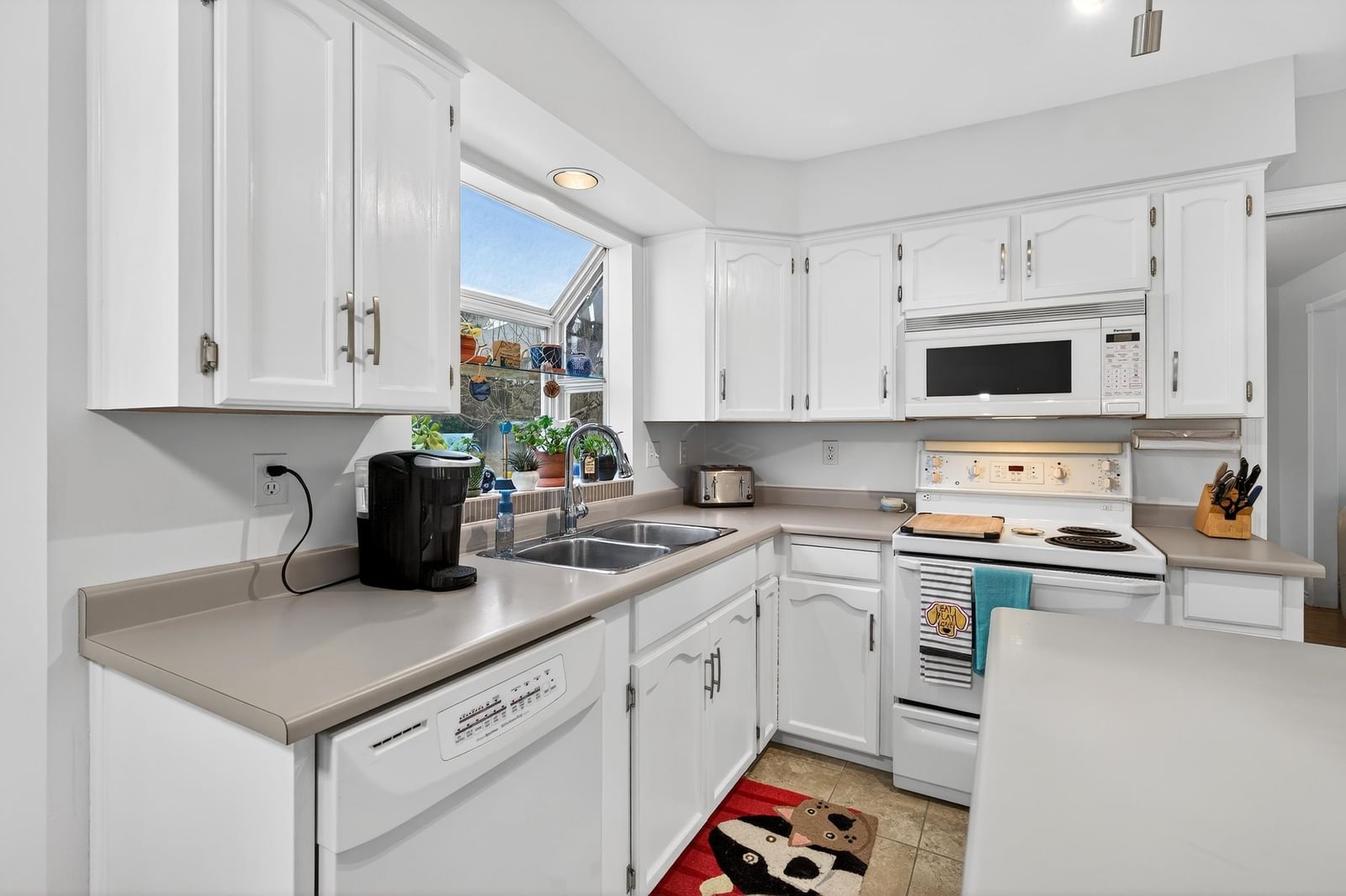 Listing Image 13