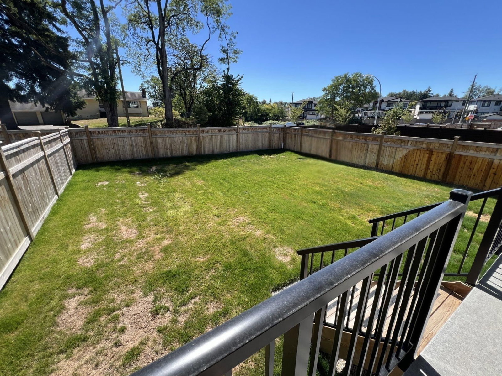 Listing Image 10