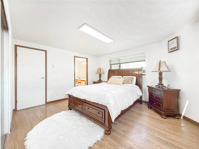 14 - 3459 River Road W