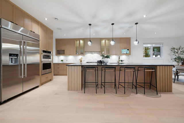 13915 Blackburn Avenue