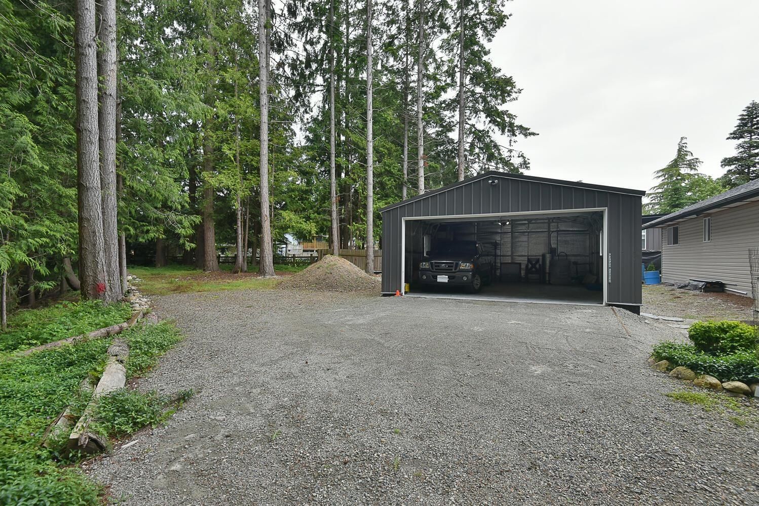 Listing Image 20
