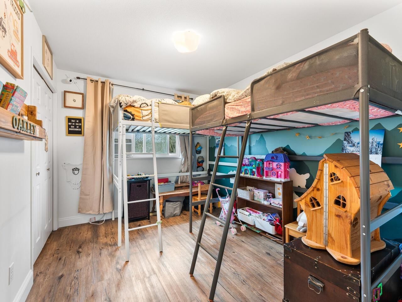 Listing Image 16
