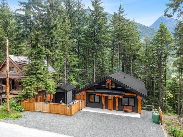 14934 Parkhill Boulevard