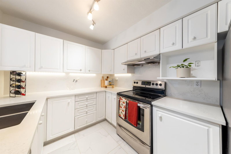 40 - 7520 18th Street, Burnaby, V3N 4X7 | Image 2