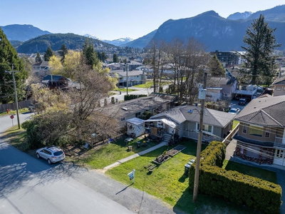 37986 Sixth Avenue | Squamish | Image