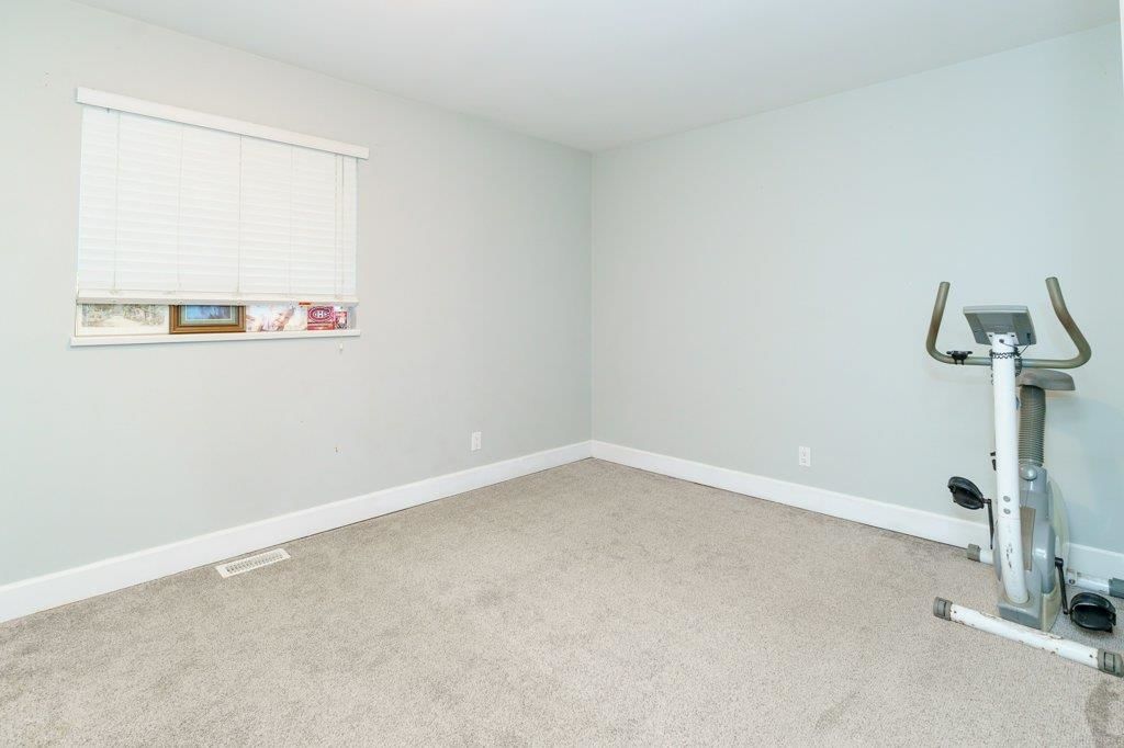 Listing Image 27