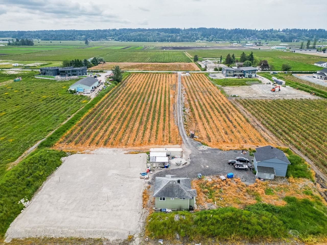 Listing Image 10