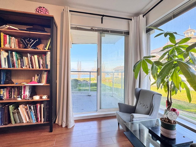 236 - 5880 Dover Crescent