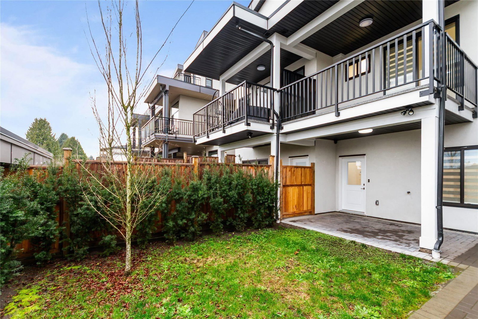 Listing Image 23