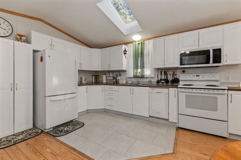 3 - 6338 Vedder Road, Chilliwack, V2R 1C6 | Image 2